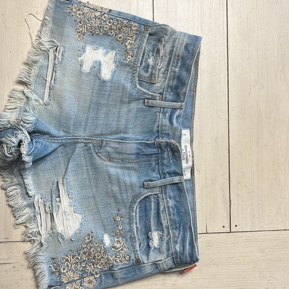Abercrombie & Fitch High Rise Denim Shorts - Picture 4 of 9